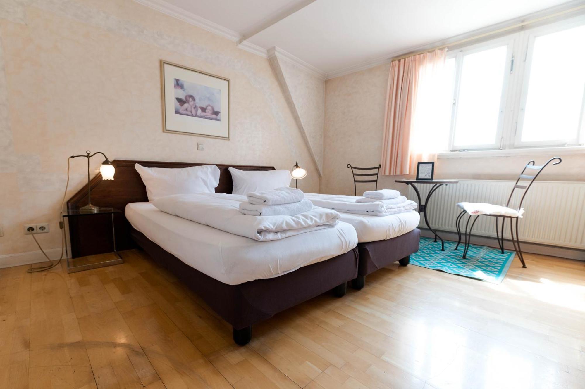 Hotel Leone D'Oro Heidelberg Exterior photo